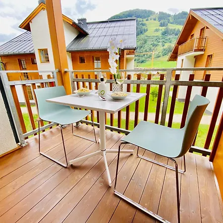 Modern Mountain Aparts 3 And 4 At Skiing Slope Apartament Rauris
