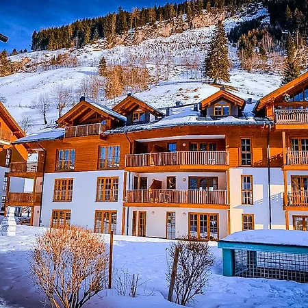 Modern Mountain Aparts 3 And 4 At Skiing Slope Rauris